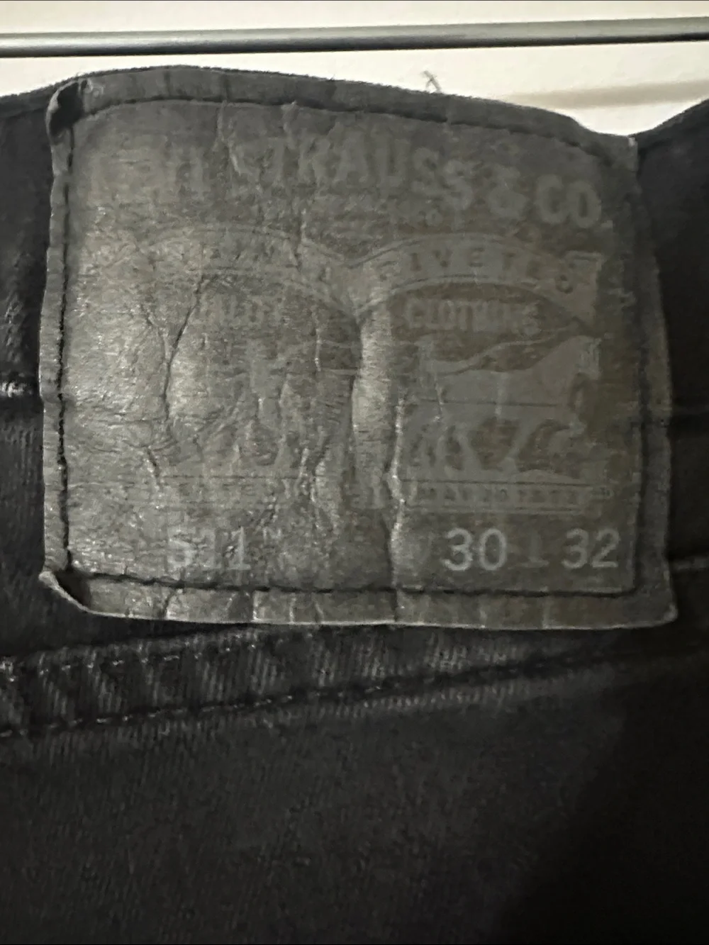 Levi's Men's Black Slim Straight Jeans